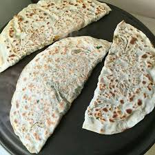 Gozleme Malzemeler Un Su Tuz Maya Ben Yas Maya Kullandim Hamuru Yogurun Kulak Memesi Kivamainda Olacak Icine Ispanak Ve Ya Yemek Yiyecek Ve Icecek Ascilik