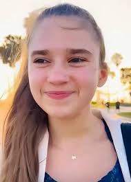 So lovely Karolina 🥰🎻💃🎶💗