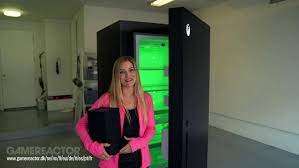 The company capped off its e3 2021 briefing on sunday with a there is no word yet on the release date or price for the xbox mini fridge, but the trailer says it'll arrive sometime this holiday alongside halo infinite. Microsoft S Xbox Mini Fridges Will Be Widely Available This Year Gamereactor