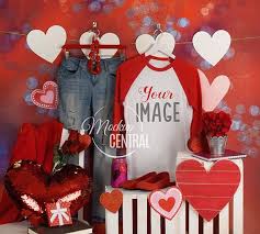 Free Blank Raglan T Shirt Valentines Day Apparel Mockup Love Stock Psd Free Psd Mockups In 2020 Free Packaging Mockup Free Psd Mockups Templates Mockup Free Psd
