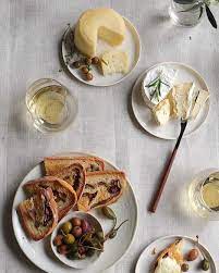 Ahm Zara Hat Eine Rezeptabteilung Und Alles High Key Sieht Kostlich Aus Olive Bread Recipes Seasonal Vegetables Recipe