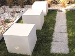 Ob blumentöpfe, unterteller oder figuren: Design Beton Wurfel Steine Im Garten Shop