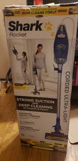 Shark Has Created A Zero M Self Cleaning Brushroll That Delivers Nonstop Hair Removal Add That To A Vacuum Cleaner With Floor To Vacuums Cleaning Shark Vacuum