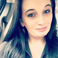 Sarah Carlton's Instagram, Twitter & Facebook