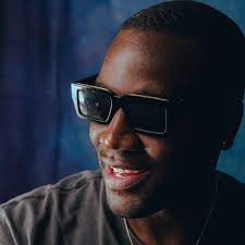 Adrian Reeves (@alienonmars) • Instagram photos and videos