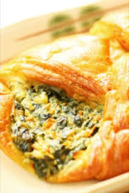 Blatterteig Mit Schafskase Eiern Und Knoblauch Spinat Feta Croissants Foodtempel Rezept Blatterteig Spinat Feta Blatterteig Gefullt Blatterteig