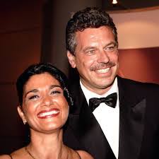 Jeanne Purcell's Instagram, Twitter & Facebook