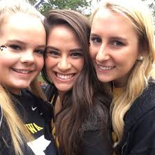 Zoie Palmer (@zozopalmer)