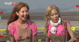 Kwang soo = jungkook, ha ha = v and suk jin = jin any. List Running Man Episodes With Idols Kpop With 7 Famous Idols As Snsd Big Bang Niel Teen Top Hani Exid Jung Yong Hwa Cnblue Documentv