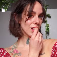 Introducing little miss Daisy Quinn 🤍 baby girl was born