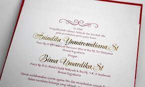 Tipe elegan dengan warna tulisan gold yang memberikan kesan mewah. 15 Contoh Surat Undangan Resmi Tidak Resmi Rapat Pengajian Dll