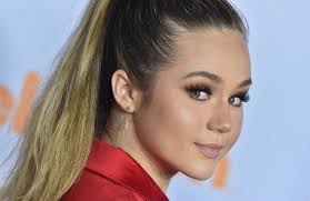 NickALive!: Brec Bassinger Admits She Can't Watch "Bella and the Bulldogs"  Without Crying