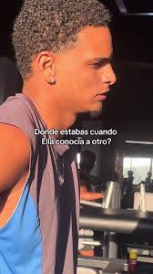 ¿Dónde estabas cuando ella conocía a otro en la cancha?