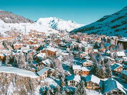 Paris elysees company has more than 30 years of history and expertise in the perfume and cosmetics industry and has sold more than 350 million units worldwide. Shops Les 2 Alpes