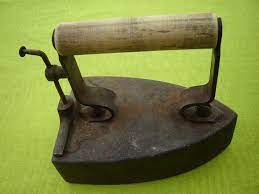 Avand in vedere ca cea mai dura tesatura (care poate suporta caldura maxima) este un blug vechi din denim, un fier de calcat cu aburi de pana la 2750 wati este suficient si, probabil, cea mai. Uj9ga Jujmwvvm