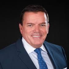 Dave Perry's Instagram, Twitter & Facebook