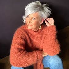 Short hairstyles are quite in these days and they give a youthful and modern look to the matured women. 70 Best Short Layered Haircuts For Women Over 50 Haircut Haircutideas Hairstyle Haarschnitte Haircut Short Layered Haircuts Layered Haircuts For Women Thick Hair Styles