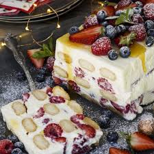 Ina hristmas dessert / set it and forget it while you cook christmas dinner. Ina Paarman Cheesecake Trifle With Red Berries Trifle Recipe Desserts Sweet Tarts