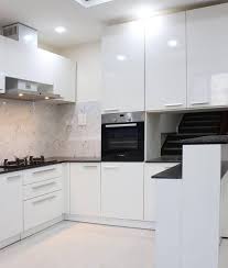Best Modern White Kitchen Design Ideas Modern White Kitchens Best Backsplash For White Kitchen W Small White Kitchens White Modern Kitchen White Kitchen Design
