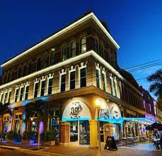 Our family's first restaurant located in historic marinatown village, just a few minutes from downtown fort myers, accessible by mile marker 52. Izzy S Fish Oyster Home Fort Myers Florida Menu Prices Restaurant Reviews Facebook