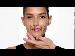 El equipo de valencia recibe en el estadio de mestalla al barcelona de lionel messi en partido de la jornada 34 de la liga española. Nars Natural Radiant Longwear Foundation 30ml Feelunique