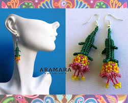 Indian beadwork native beadwork native american beadwork seed bead patterns beading patterns sewing leather leather craft beaded purses beaded jewelry. Af 0233 Mexican Folk Art Mexican Earrings Flower Earrings Native American Earrings Beaded Flower Huichol Earrings Mexican Jewelry Jewelry Earrings Bgc Sedahotels Com