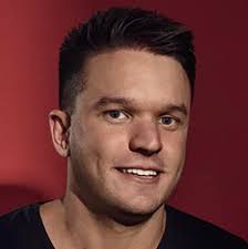 Ed Craven's Instagram, Twitter & Facebook