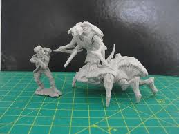 Scale Comparison Of Arachnoid Prime To 28mm Heroic Size Human Trooper Model Heroic Trooper Puppets