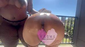 Mystery Karma Twerks her Phat Thick Ass while she Gets Oiled up -  Pornhub.com
