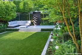 Get control of the weeds! East Sheen Family Garden Garden Design Landscaping Project Family Garden Contemporary Garden Design Back Garden Design