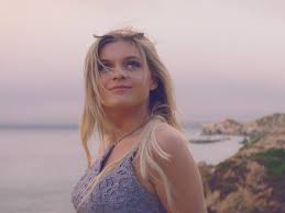 Am what everyone wondered we'd never question. From Happiness To Heartbreak Kelsea Ballerini S New Legends Video Covers A Range Of Emotions Watch Wkak Fm