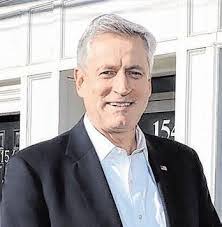 Paul Lampl's Instagram, Twitter & Facebook