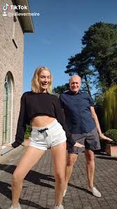 The official facebook page for charli d'amelio dance instagram: Tiktok Waarom Trump Het Favoriete Speeltje Van Onze Tiener Het Belang Van Limburg Mobile