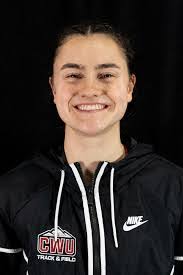 Sarah Sewell's Instagram, Twitter & Facebook