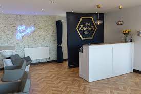 B e a u t y h i v e we are a pop up that showcases hair, makeup and fashion in an area coming to you. The Beauty Hive Beauty Salon In Hale Trafford Treatwell