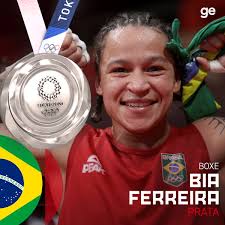 Beatriz ferreira é a primeira atleta da história do boxe feminino do brasil a conquistar a primeira posição do ranking + bia ferreira na live time brasil: Gjglasfjjefp1m