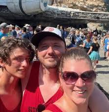 I don't think Jones deserves GOAT status if he ducks Aspinall, it's simple 