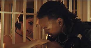 Chicas y chicos vallan pa' el canal de este chico humilde que tiene mucho talento. The Lyrics Of Criminal Translated Into English