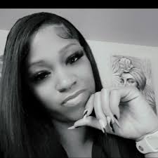 Does H&R Block use the same system as TurboTax for refund advance approval?