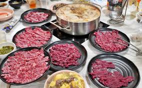 台南】 中西區牛苑溫體牛肉火鍋｜還以為是咖啡廳韓系網美風！ 台南最美的溫體牛火鍋店每日新鮮直送溫體牛肉火鍋。