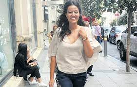 Pelin akil in rol aldığı reklam,dizi,film ve tv çekimleri. Pelin Akil Evlilik Supermis