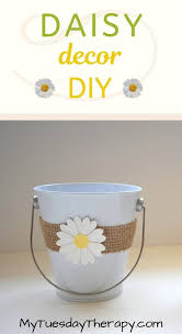Galvanized metal tubs, buckets, & pails as planters | driven by decor. 5 Easy Diy Daisy Decor Ideas