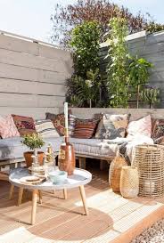 1001 Ideen Wie Sie Den Balkon Dekorieren Wie Ein Profi Designer Kleine Terrasse Terassenideen Terrasse Dekorieren
