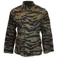 George shows an attempt to tone down the insignia by subduing the name and us army tapes. Us Vietnam Uniforms Epic Militaria