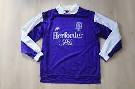 Eigentlich sollte in dieser tagesrubrik das programm beim und rund um den vfl osnabrück für diesen montag stehen. 1998 99 Vfl Osnabruck Trikotsammlung Matchworn Und Fanshop Trikots