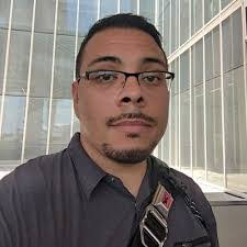 Roger Rios's Instagram, Twitter & Facebook