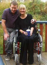 Courage Only A Mother Could Have The Brave Story Of A Woman With Rare Disease Who Will Not See Next Christmas Daily Mail Online