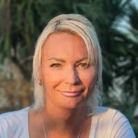 10 "Felicity Flic" profiles