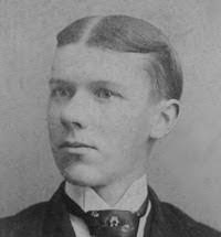 Leon Pendleton's Instagram, Twitter & Facebook