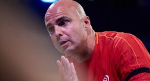 Javi Garrido firma con Wilson